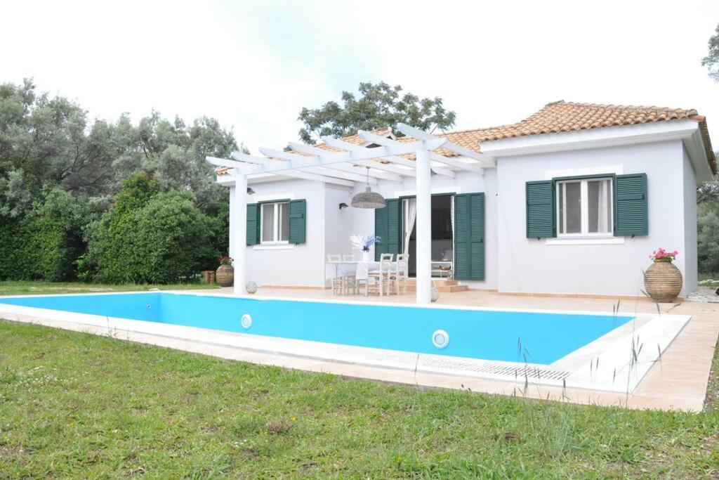 Villa Erietta Near Lefkas Center Apolpaina Extérieur photo